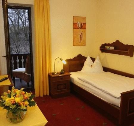 Waldhaus Eifel Hotel Gondorf Esterno foto